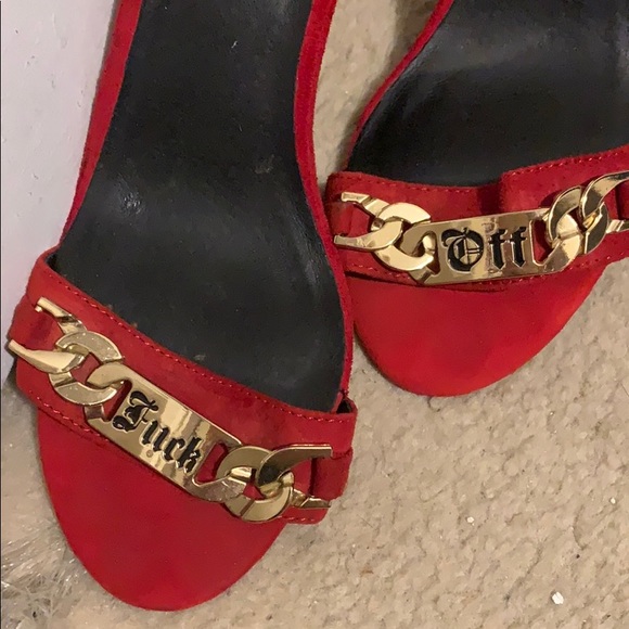 Red suede heels - Picture 2 of 2
